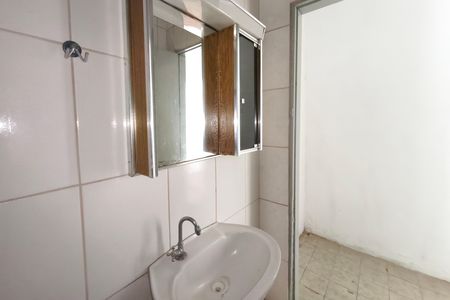Casa à venda com 100m², 1 quarto e 2 vagas Casa à venda com 100m², 1 quarto e 2 vagasBanheiro