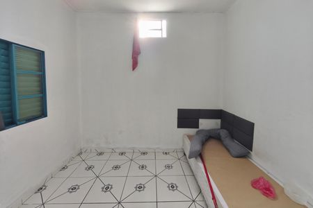 Casa à venda com 100m², 1 quarto e 2 vagas Casa à venda com 100m², 1 quarto e 2 vagasCasa 2 - QuartoCasa 2 - Quarto