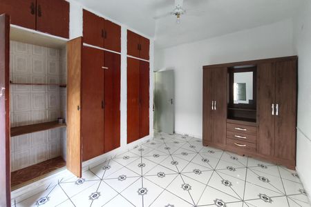 Casa à venda com 100m², 1 quarto e 2 vagas Casa à venda com 100m², 1 quarto e 2 vagasCasa 2 - Quarto 2