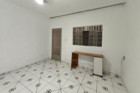 Casa à venda com 100m², 1 quarto e 2 vagas Casa à venda com 100m², 1 quarto e 2 vagasCasa 2 - Sala