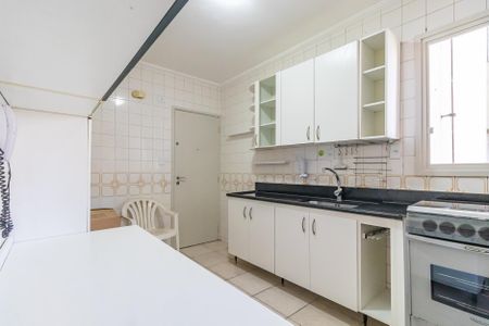 Apartamento para alugar com 254m², 3 quartos e 2 vagas Apartamento para alugar com 254m², 3 quartos e 2 vagasCozinha