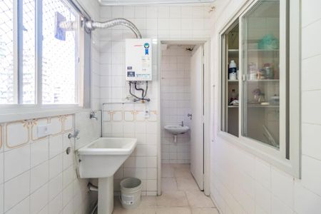 Apartamento para alugar com 254m², 3 quartos e 2 vagas Apartamento para alugar com 254m², 3 quartos e 2 vagasÁrea de Serviço
