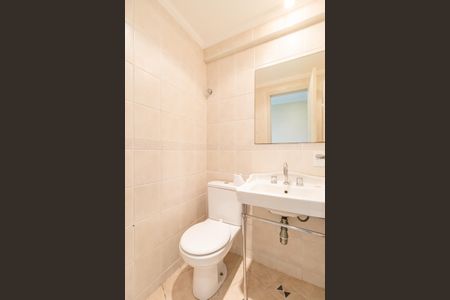 Apartamento para alugar com 254m², 3 quartos e 2 vagas Apartamento para alugar com 254m², 3 quartos e 2 vagasBanheiro Social