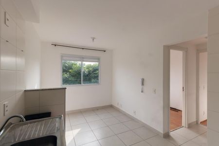 Sala de apartamento para alugar com 2 quartos, 33m² em Vila Ema, São Paulo