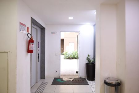 Apartamento à venda com 32m², 1 quarto e sem vagaÁrea comum - Saguão do prédio
