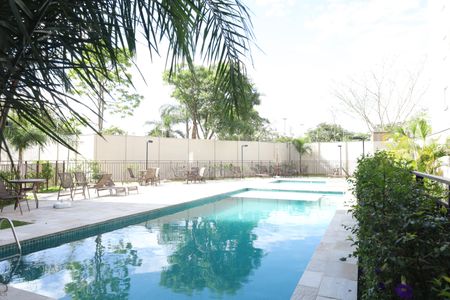 Apartamento à venda com 32m², 1 quarto e sem vagaÁrea comum - Piscina