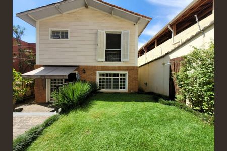 Casa à venda com 3 quartos, 300m² em Jardim Leonor, São Paulo