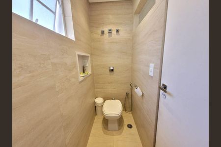 Casa à venda com 3 quartos, 300m² em Jardim Leonor, São Paulo