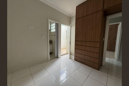 Quarto de apartamento à venda com 2 quartos, 113m² em Carlos Prates, Belo Horizonte