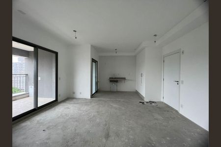 Apartamento à venda com 77m², 2 quartos e 1 vaga