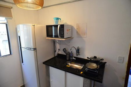 Sala/Cozinha de apartamento para alugar com 1 quarto, 25m² em Barra da Tijuca, Rio de Janeiro