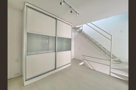 Apartamento à venda com 89m², 1 quarto e 1 vaga