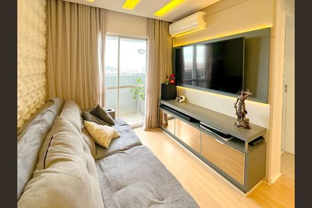 Sala de TV de apartamento para alugar com 2 quartos, 57m² em Areias, São José