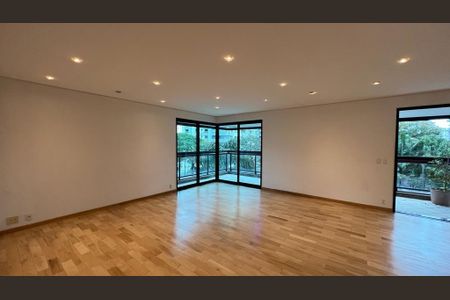 Apartamento à venda com 4 quartos, 242m² em Campo Belo, São Paulo