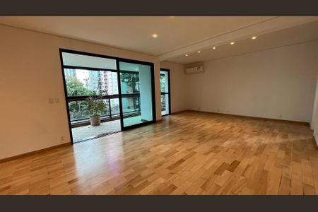 Apartamento à venda com 4 quartos, 242m² em Campo Belo, São Paulo