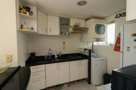 Apartamento à venda com 45m², 1 quarto e sem vaga Apartamento à venda com 45m², 1 quarto e sem vagaCozinha e Área de Serviço