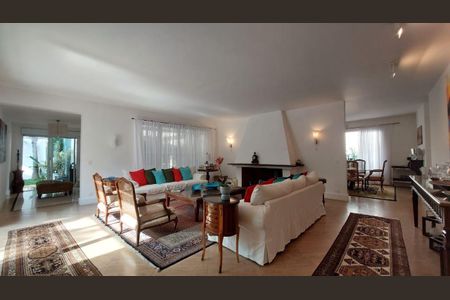 Casa à venda com 4 quartos, 1100m² em Brooklin, São Paulo