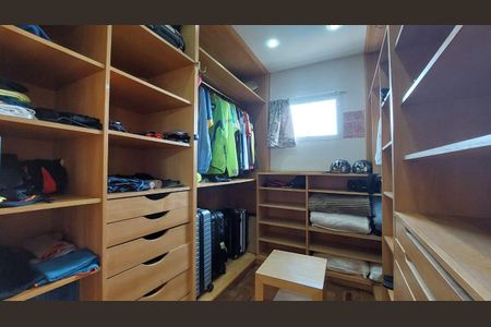 Casa à venda com 1100m², 4 quartos e 6 vagas