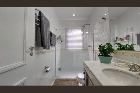 Casa à venda com 1100m², 4 quartos e 6 vagas
