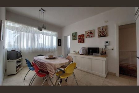 Casa à venda com 4 quartos, 1100m² em Brooklin, São Paulo