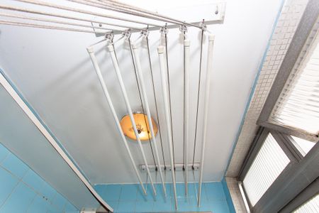 Apartamento à venda com 83m², 2 quartos e 1 vagaÁrea de Serviço