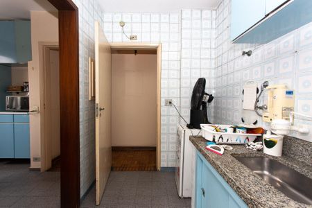 Apartamento à venda com 83m², 2 quartos e 1 vagaCozinha