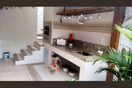 Casa à venda com 4 quartos, 234m² em Taquara, Rio de Janeiro