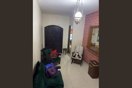 Casa à venda com 4 quartos, 234m² em Taquara, Rio de Janeiro