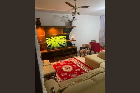 Casa à venda com 234m², 4 quartos e 4 vagas