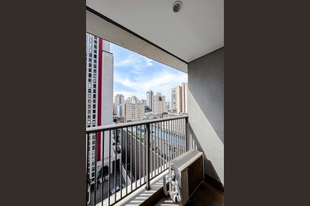 Varanda de kitnet/studio para alugar com 1 quarto, 23m² em Vila Gomes Cardim, São Paulo