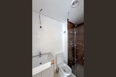Banheiro de kitnet/studio para alugar com 1 quarto, 23m² em Vila Gomes Cardim, São Paulo