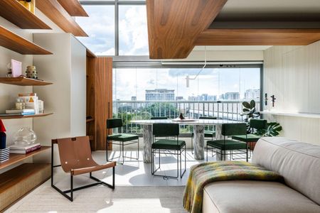 Apartamento à venda com 1 quarto, 72m² em Moema, São Paulo