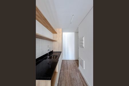 Cozinha de kitnet/studio para alugar com 1 quarto, 23m² em Vila Gomes Cardim, São Paulo
