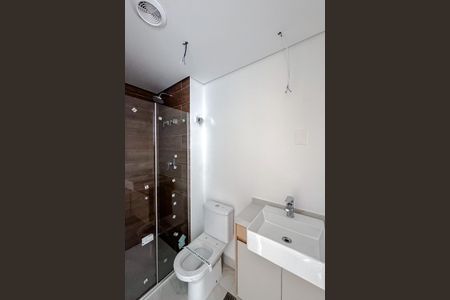 Banheiro de kitnet/studio para alugar com 1 quarto, 23m² em Vila Gomes Cardim, São Paulo