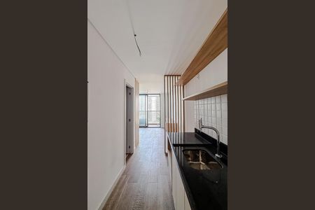Cozinha de kitnet/studio para alugar com 1 quarto, 23m² em Vila Gomes Cardim, São Paulo