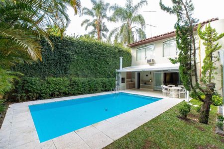 Casa à venda com 480m², 4 quartos e 4 vagas