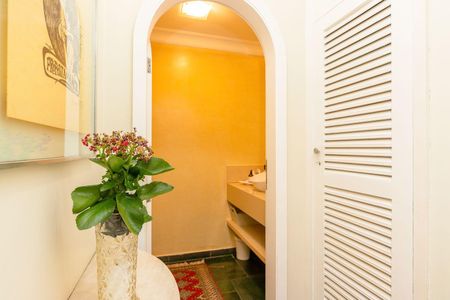 Casa à venda com 480m², 4 quartos e 4 vagas