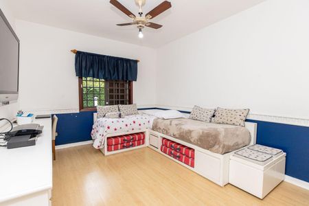 Casa à venda com 480m², 4 quartos e 4 vagas
