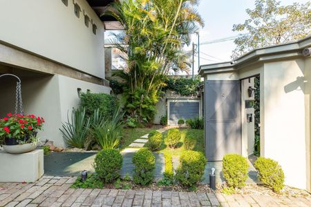 Casa à venda com 480m², 4 quartos e 4 vagas