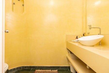 Casa à venda com 480m², 4 quartos e 4 vagas