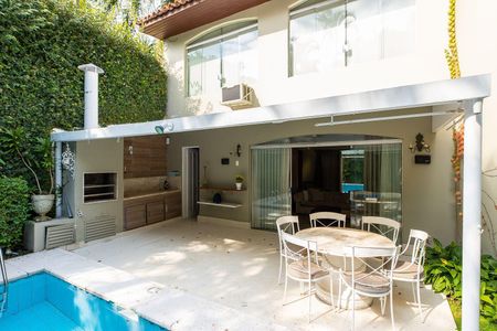 Casa à venda com 480m², 4 quartos e 4 vagas