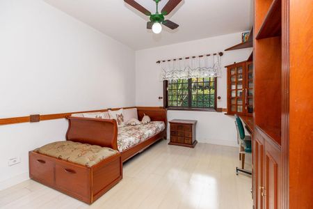Casa à venda com 480m², 4 quartos e 4 vagas