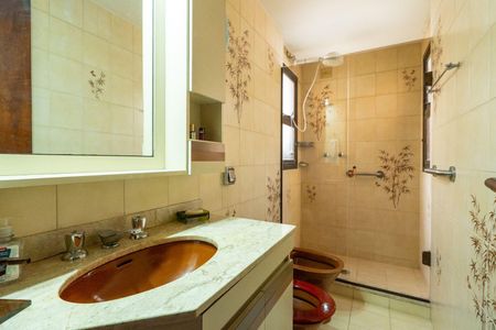 Apartamento à venda com 174m², 4 quartos e 3 vagas
