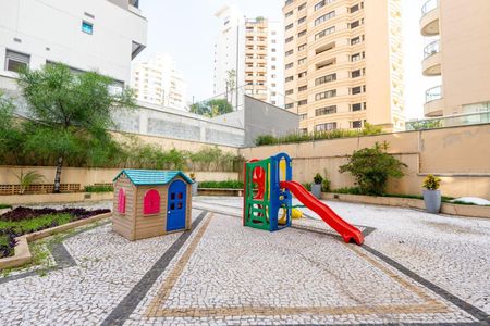 Apartamento à venda com 174m², 4 quartos e 3 vagas