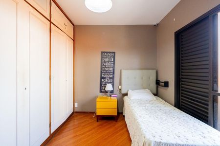 Apartamento à venda com 174m², 4 quartos e 3 vagas
