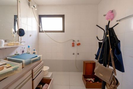 Apartamento à venda com 174m², 4 quartos e 3 vagas