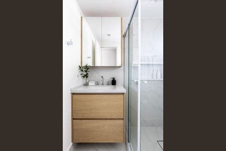 Apartamento à venda com 72m², 1 quarto e 1 vaga