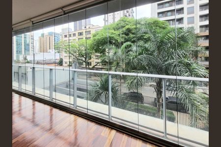 Apartamento à venda com 170m², 2 quartos e 2 vagas
