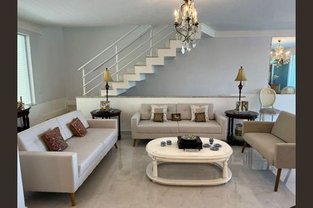 Casa à venda com 4 quartos, 326m² em Brooklin, São Paulo