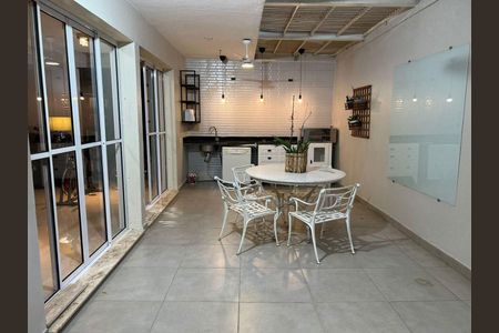 Casa à venda com 4 quartos, 326m² em Brooklin, São Paulo